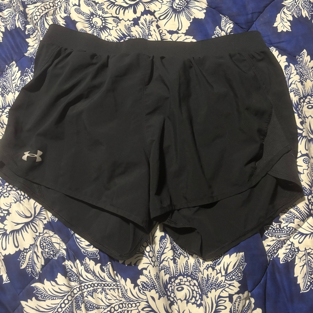 Under Armour Women's Black Athletic Shorts Size L